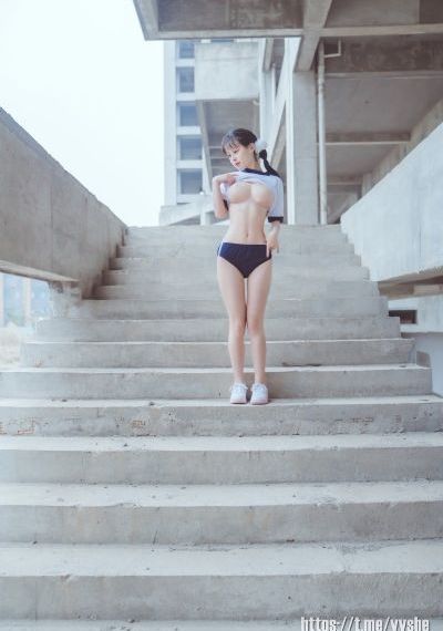 迪拜的女孩在线播放